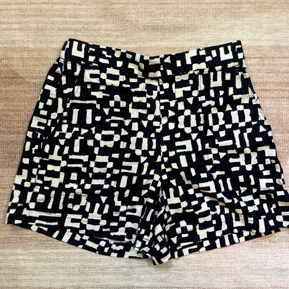 NWT Banana Republic Linen Shorts | Small | 5” inseam | Pull On | Lotus Vibes
